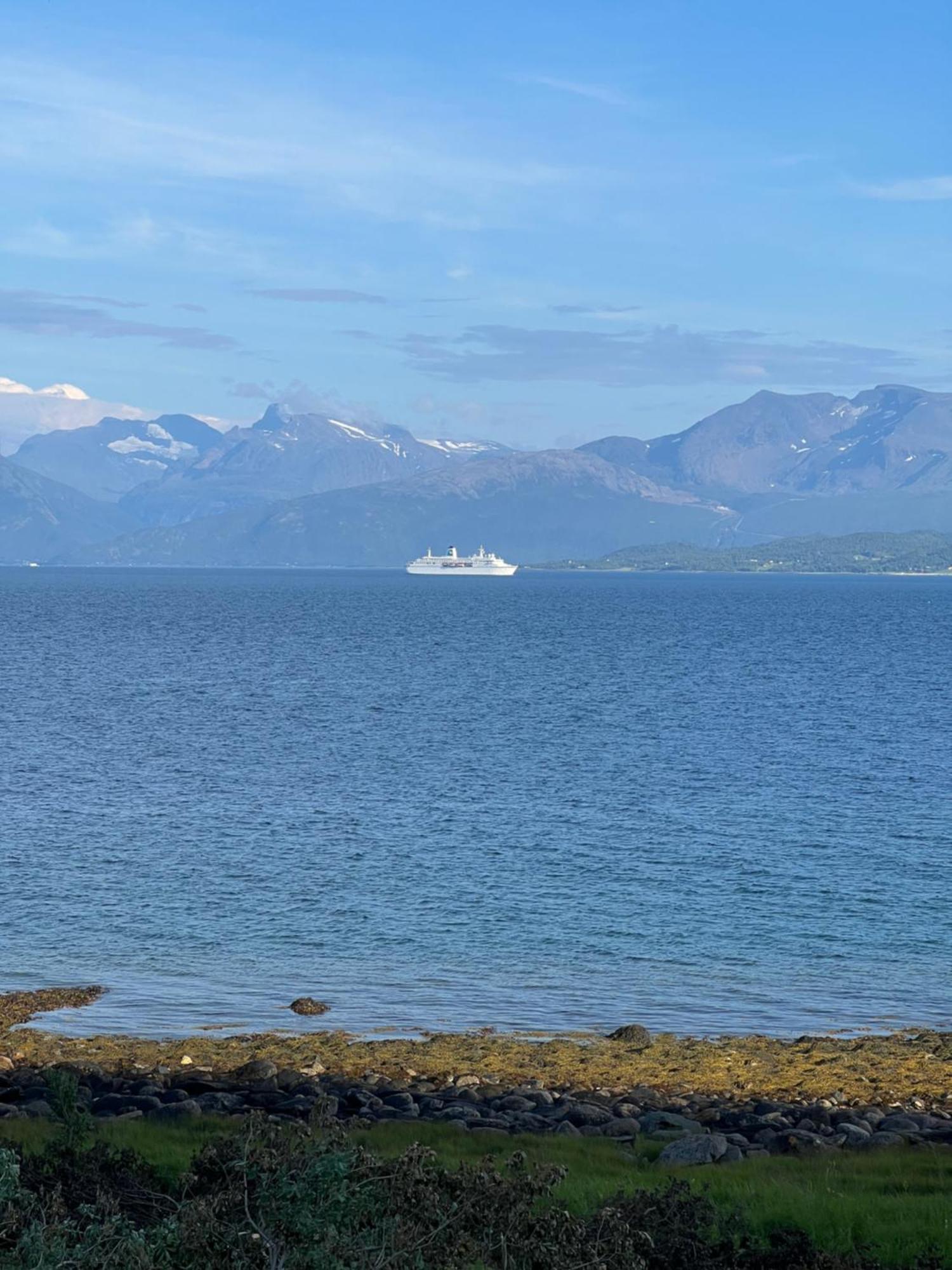 Evenes Artic Glamping Hotel Evenesmarkja Bagian luar foto